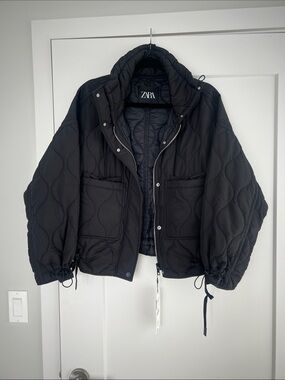ZARA Black Quilted Balloon-Sleeve Puffer Jacket